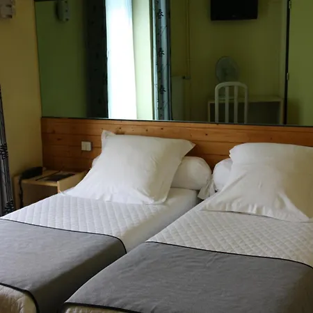 Dyke Hotel